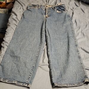 Levi's Light Blue Cropped Jeans